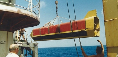 Подъем  подводного аппарата ГБО ДД «Океан»