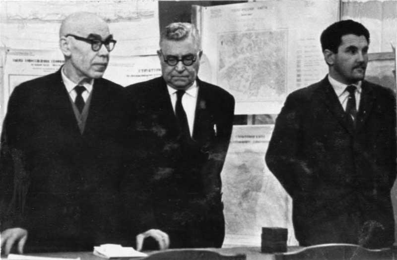 Преподаватели: Логачёв, Алфёров, Клушин. 1966 г.