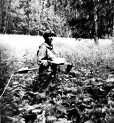 Семейный подряд. Магнитная съёмка Ильменского минералогического заповедника. Южный Урал, отпуск 1977 год